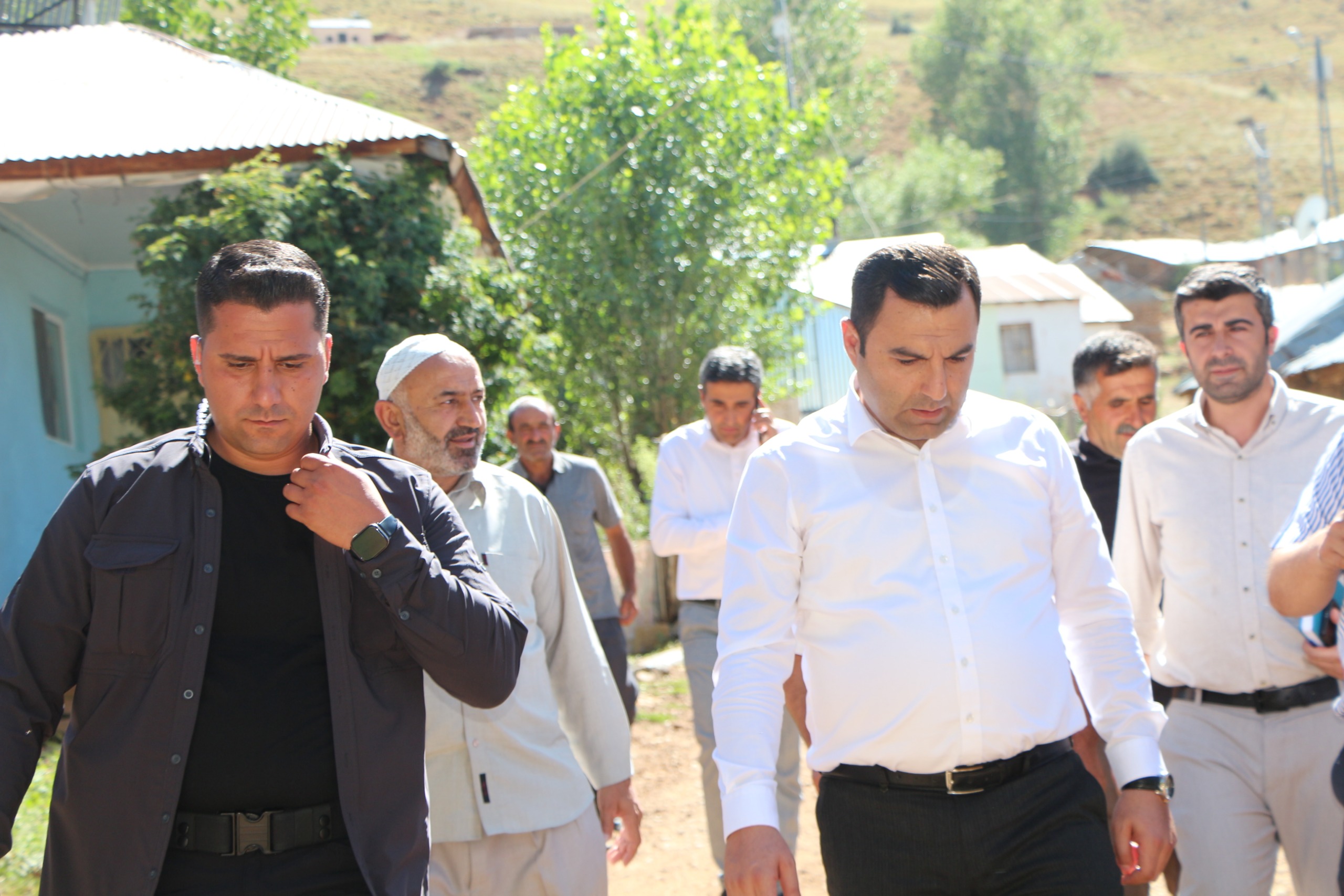 Karlıova Kaymakamı Abdulselam Bıçak’tan köy ziyaretleri