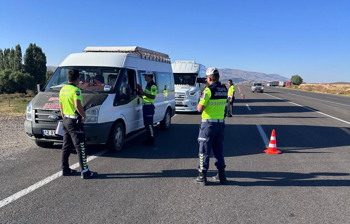 Okul Servisleri Güvenlikten Geçti