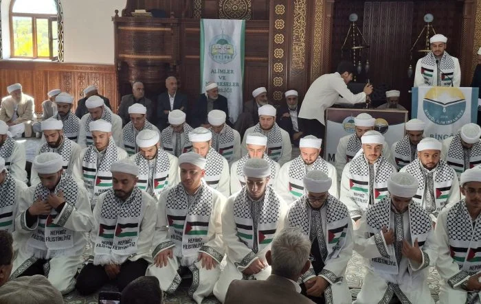 34 Medrese Talebesi İcazet Aldı