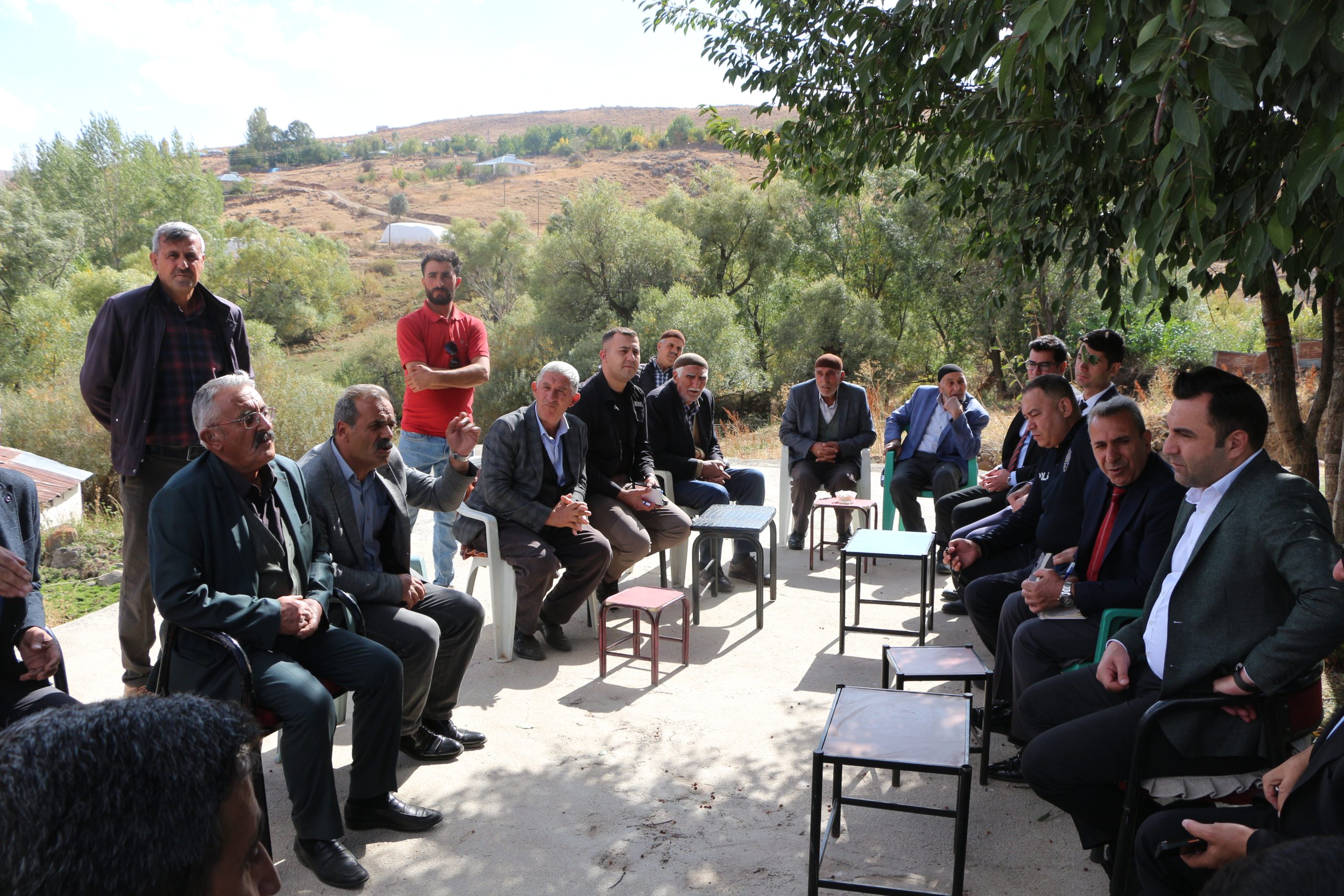 Kaymakam Bıçak’tan Bağlıisa, Çatak, Yorgançayır, Hasanova, Serpmekaya ve Sakaören köylerine ziyaret