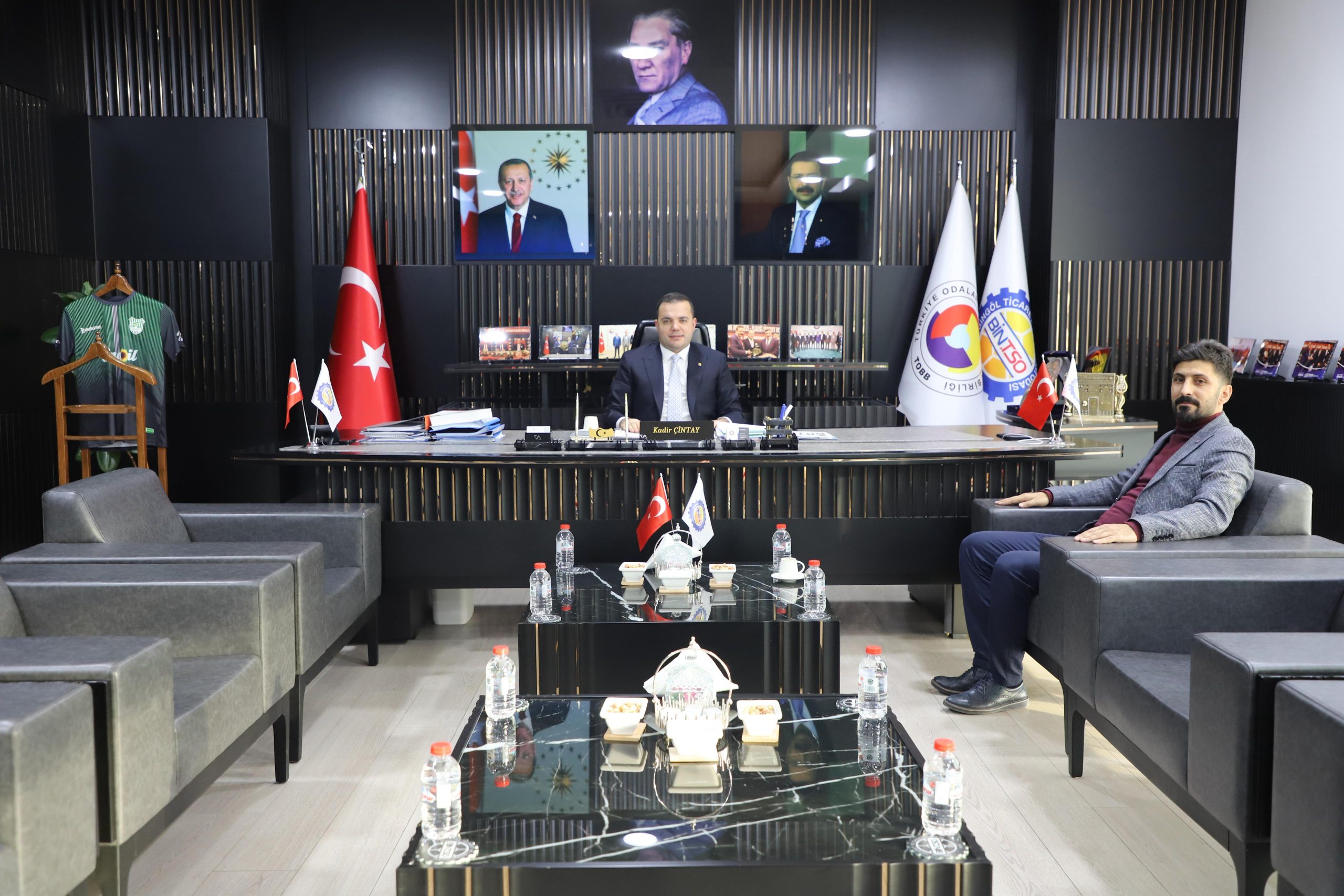 Gazeteci Mahfuz Demir’den Bingöl TSO Başkanı Kadir Çintay’a Ziyaret