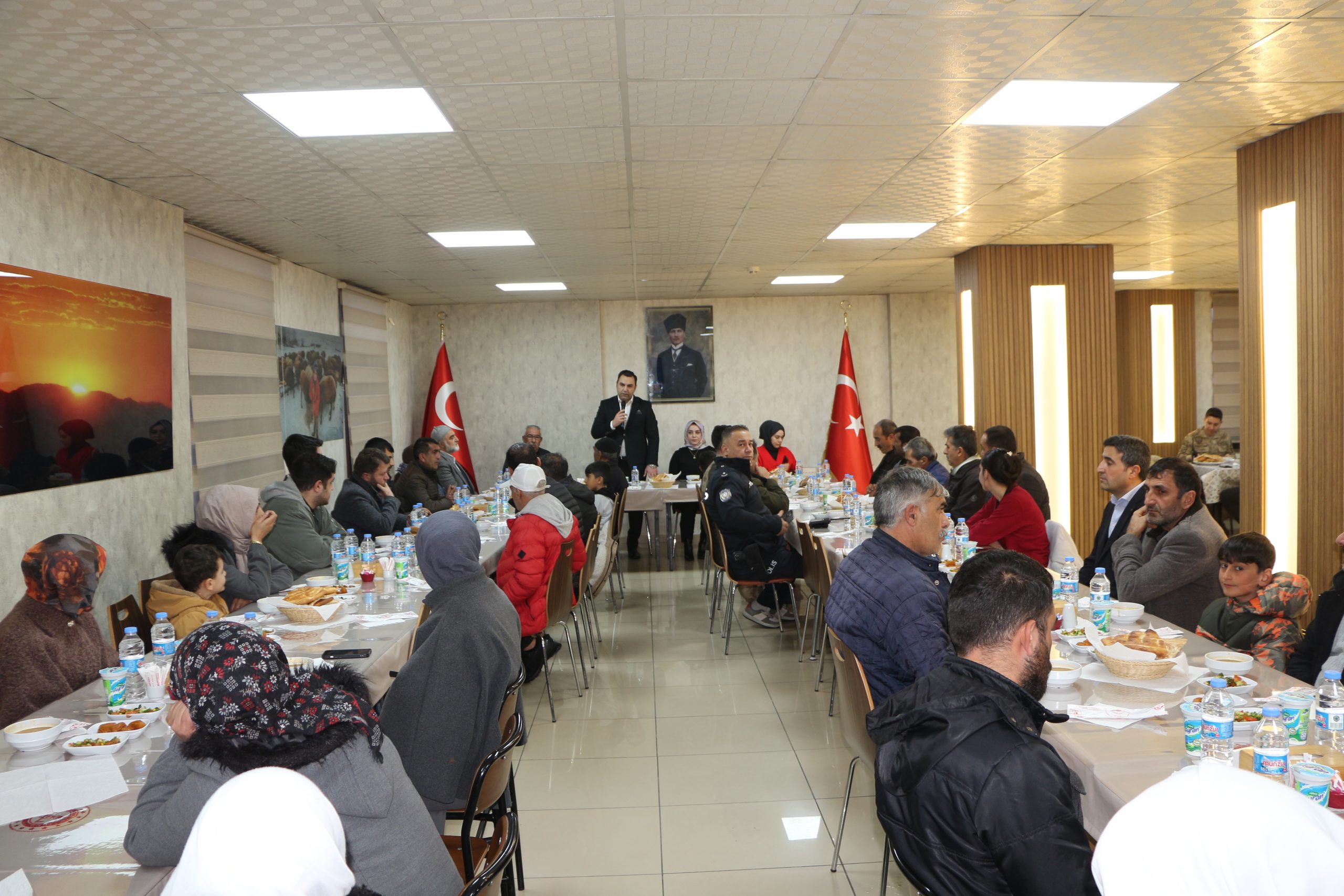 Karlıova’da Şehit Aileleri Büyük Aile Sofrası’da Buluştu