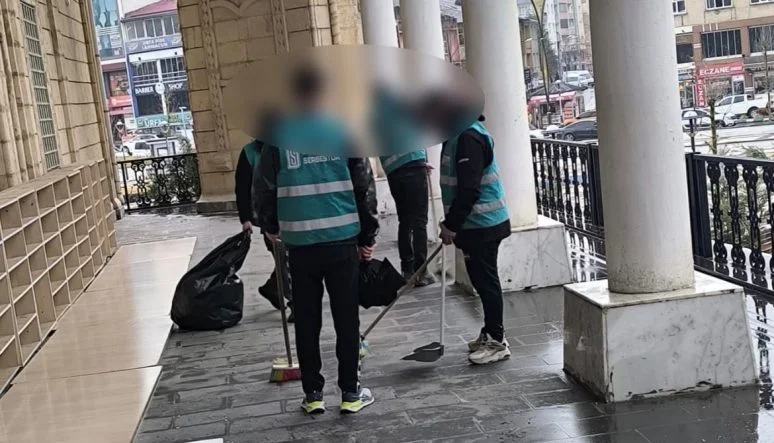 Denetimli Serbestlik Müdürlüğü Bünyesindeki Yükümlüler Ulu Camii’de Ramazan Temizliği Yaptı