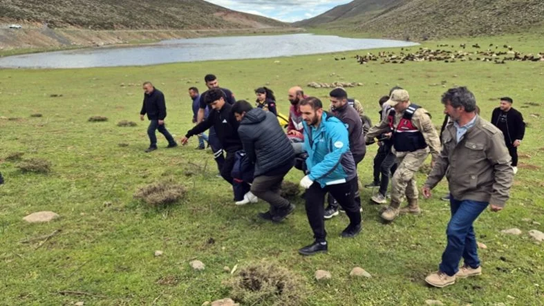 Karlıova’da Dağda Düşen Vatandaş Kurtarıldı