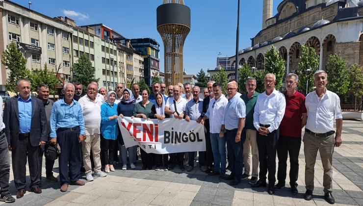 Bingöl’de CHP’den toplu istifa edip Yeni Parti’ye geçtiler