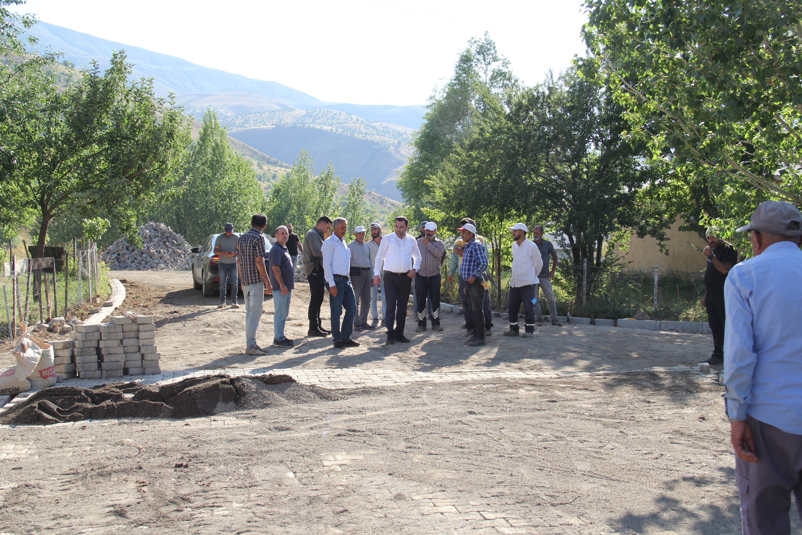 Kaymakam Bıçak, Çalışmaları Yerinde İnceledi